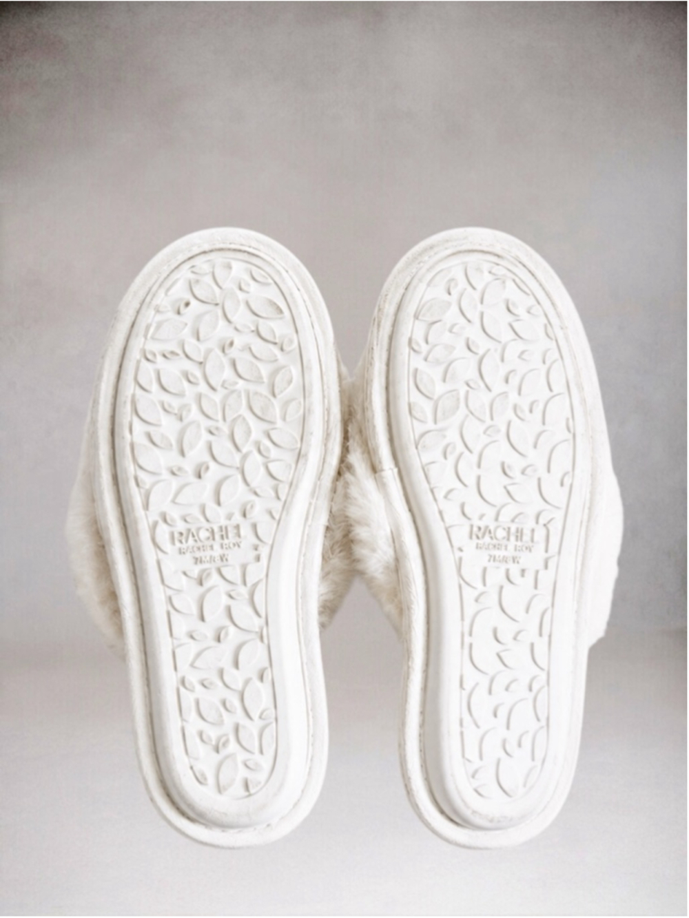 Rachel Rachel Roy Faux-Fur Crossband Slippers – Women’s Size M (7–8) - Picture 6 of 7